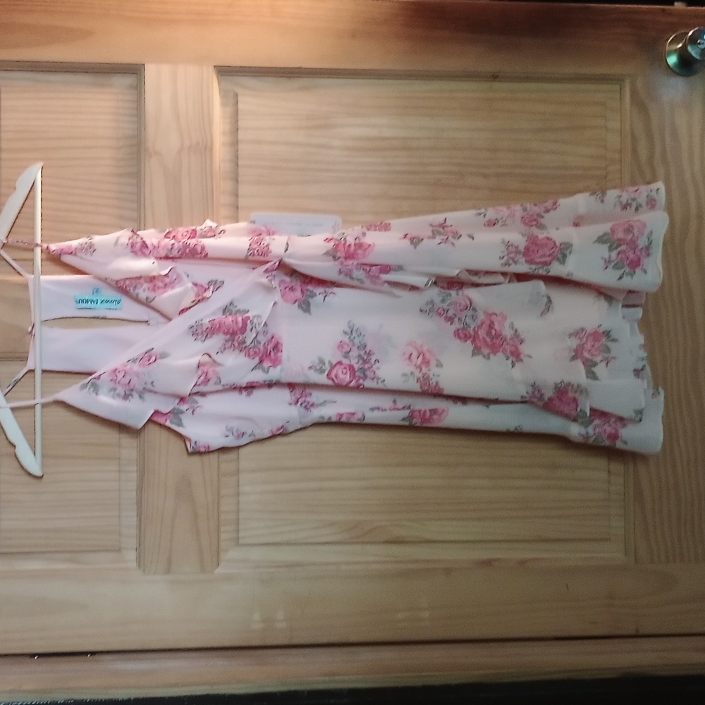Almost famous pink rose ruffle dress